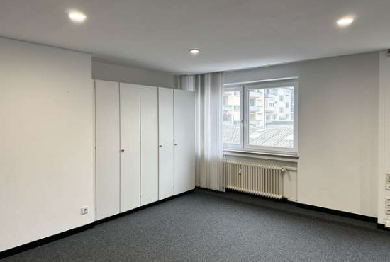Reutlingen Kaiserstraße, Ladenlokal, Gastronomie mieten oder kaufen