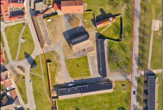 Mönchpfiffel Dorfplatz, Ladenlokal, Gastronomie mieten oder kaufen