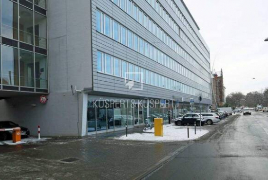 Nürnberg , Ladenlokal, Gastronomie mieten oder kaufen