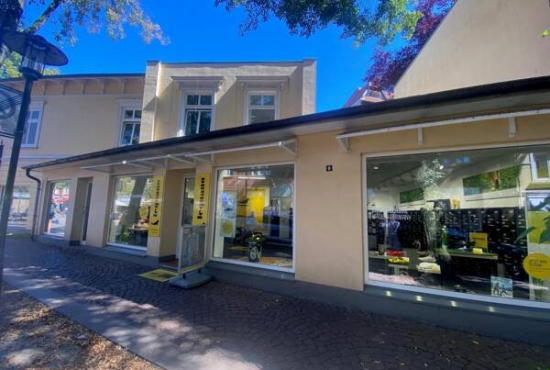 Ahrensburg Rondeel, Ladenlokal, Gastronomie mieten oder kaufen