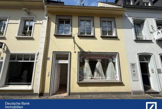 Moers , Ladenlokal, Gastronomie mieten oder kaufen