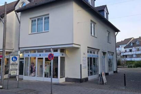 Ratingen , Ladenlokal, Gastronomie mieten oder kaufen