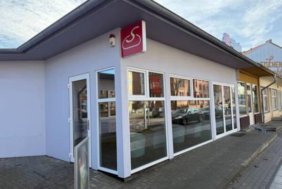 Prenzlau Stettiner Str., Ladenlokal, Gastronomie mieten oder kaufen
