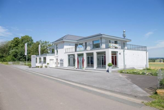Preußisch Oldendorf , Ladenlokal, Gastronomie mieten oder kaufen
