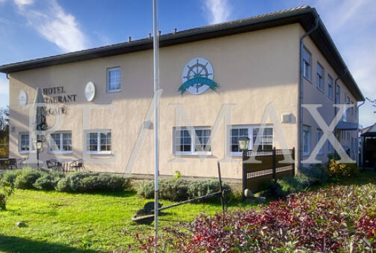 Bad Freienwalde , Ladenlokal, Gastronomie mieten oder kaufen