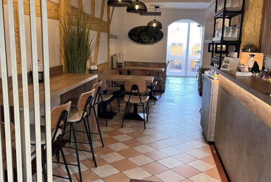 Erlangen , Ladenlokal, Gastronomie mieten oder kaufen