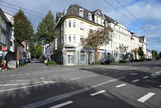 Solingen , Ladenlokal, Gastronomie mieten oder kaufen