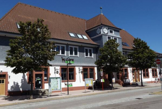 Titisee-Neustadt Parkstr., Ladenlokal, Gastronomie mieten oder kaufen