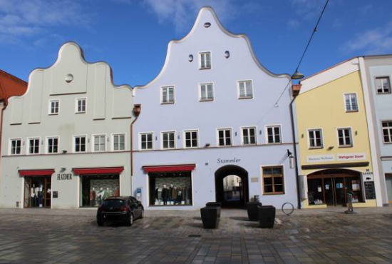 Vilsbiburg Stadtplatz, Ladenlokal, Gastronomie mieten oder kaufen