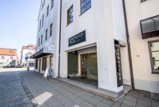 Ingolstadt , Ladenlokal, Gastronomie mieten oder kaufen