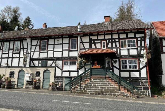 Feldatal Grünberger Str., Ladenlokal, Gastronomie mieten oder kaufen