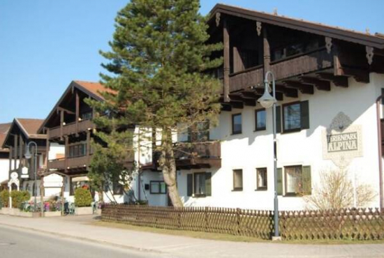 Inzell Schmelzer Str., Ladenlokal, Gastronomie mieten oder kaufen