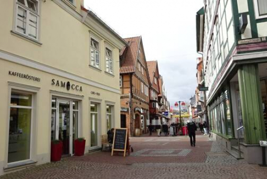 Uelzen Bahnhofstraße, Ladenlokal, Gastronomie mieten oder kaufen