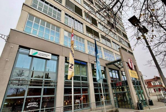 Kulmbach Fritz-Hornschuch-Straße, Ladenlokal, Gastronomie mieten oder kaufen