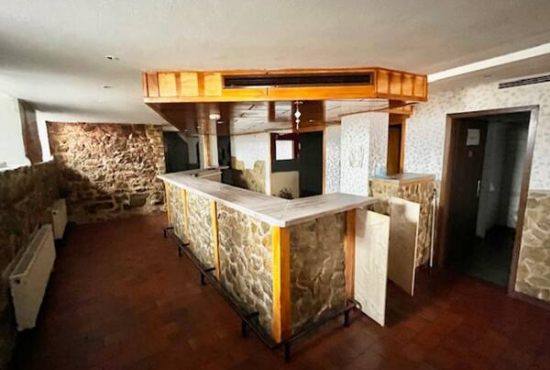 Arnstadt , Ladenlokal, Gastronomie mieten oder kaufen