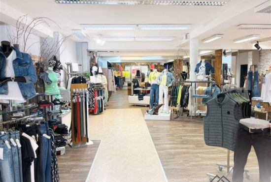 Neustadt a d Aisch , Ladenlokal, Gastronomie mieten oder kaufen