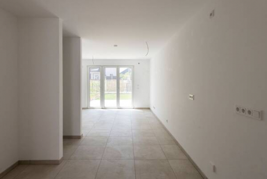 Nürnberg Erich-Ollenhauer-Straße, Ladenlokal, Gastronomie mieten oder kaufen