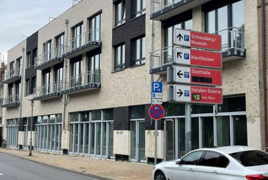 Neumünster Am Teich, Ladenlokal, Gastronomie mieten oder kaufen