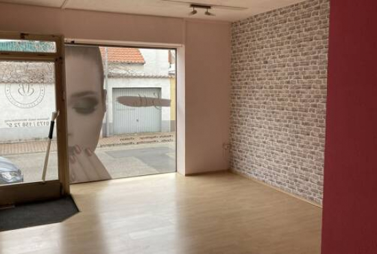 Hockenheim , Ladenlokal, Gastronomie mieten oder kaufen