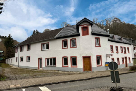Dahlem - Kronenburg , Ladenlokal, Gastronomie mieten oder kaufen