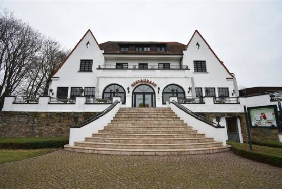 Meerbusch , Ladenlokal, Gastronomie mieten oder kaufen
