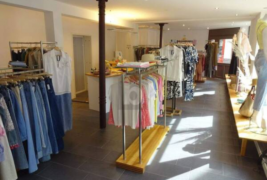 Herrenberg , Ladenlokal, Gastronomie mieten oder kaufen