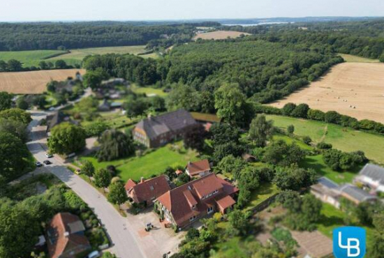 Malente / Nüchel , Ladenlokal, Gastronomie mieten oder kaufen