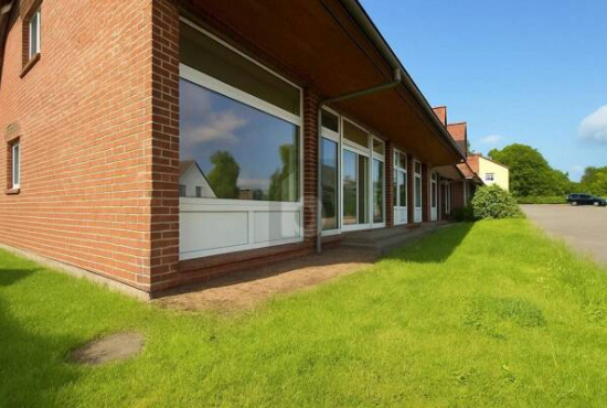 Uetersen , Ladenlokal, Gastronomie mieten oder kaufen