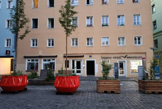 Regensburg , Ladenlokal, Gastronomie mieten oder kaufen