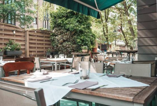 Düsseldorf , Ladenlokal, Gastronomie mieten oder kaufen