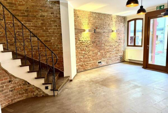 Frankfurt am Main , Ladenlokal, Gastronomie mieten oder kaufen