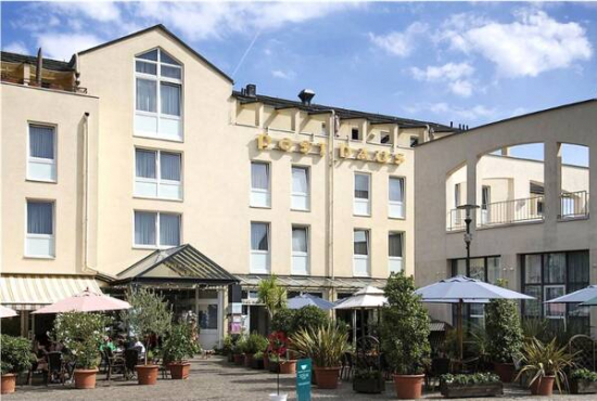 Kronberg im Taunus , Ladenlokal, Gastronomie mieten oder kaufen