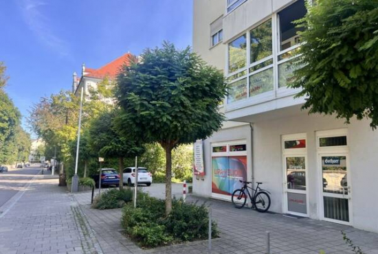 Regensburg , Ladenlokal, Gastronomie mieten oder kaufen