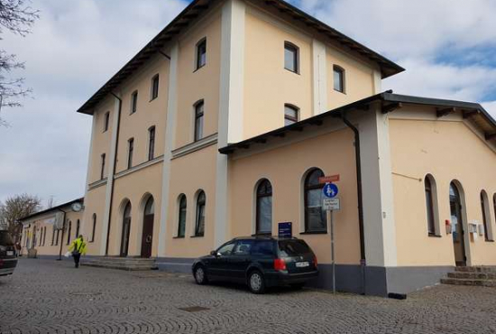 Dachau (Kreis) Bahnhofplatz, Ladenlokal, Gastronomie mieten oder kaufen