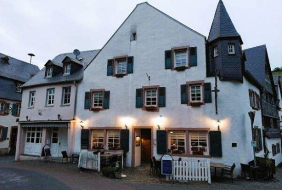 Veldenz , Ladenlokal, Gastronomie mieten oder kaufen