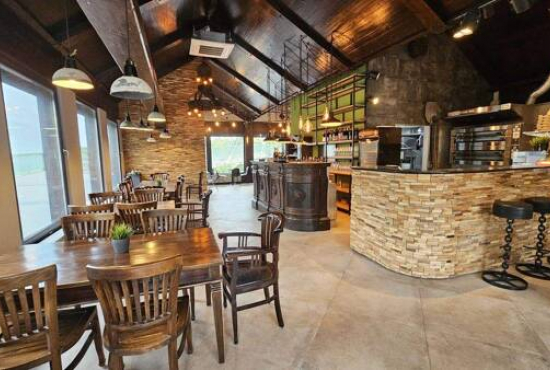 Würzburg Place de Caen, Ladenlokal, Gastronomie mieten oder kaufen