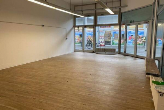 Ratingen Berliner Platz, Ladenlokal, Gastronomie mieten oder kaufen