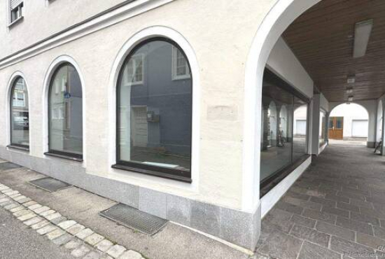 Memmingen , Ladenlokal, Gastronomie mieten oder kaufen