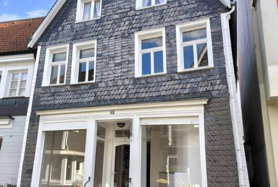 Essen / Kettwig , Ladenlokal, Gastronomie mieten oder kaufen Essen / Kettwig , Ladenlokal, Gastronomie mieten oder kaufen