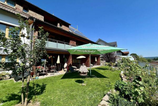 Lenzkirch , Ladenlokal, Gastronomie mieten oder kaufen Lenzkirch , Ladenlokal, Gastronomie mieten oder kaufen