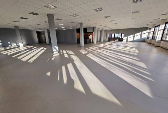 Karlsfeld Ohmstraße, Ladenlokal, Gastronomie mieten oder kaufen