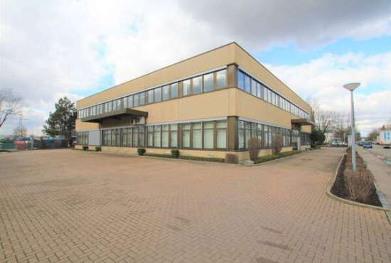 Karlsfeld Ohmstraße, Ladenlokal, Gastronomie mieten oder kaufen