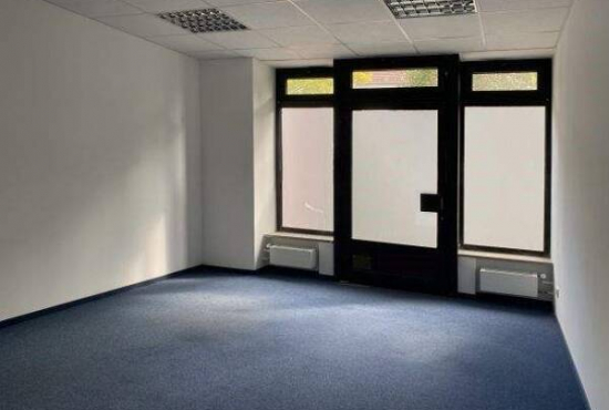 Neutraubling , Ladenlokal, Gastronomie mieten oder kaufen