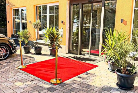 Augsburg , Ladenlokal, Gastronomie mieten oder kaufen