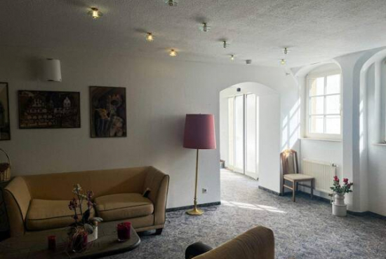 Zeitz , Ladenlokal, Gastronomie mieten oder kaufen