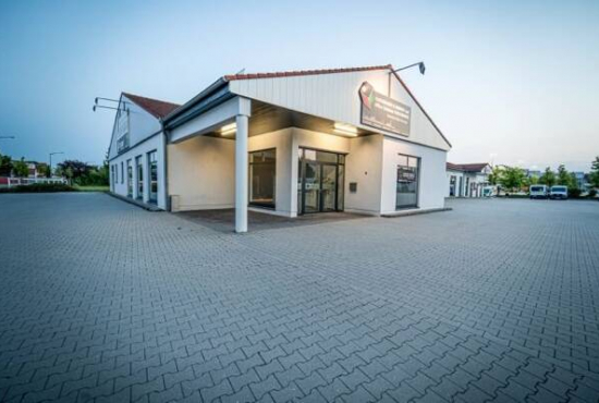 Straubing Schlesische Straße, Ladenlokal, Gastronomie mieten oder kaufen