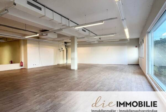 Bergisch Gladbach , Ladenlokal, Gastronomie mieten oder kaufen