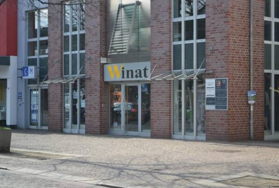 Ahrensburg , Ladenlokal, Gastronomie mieten oder kaufen