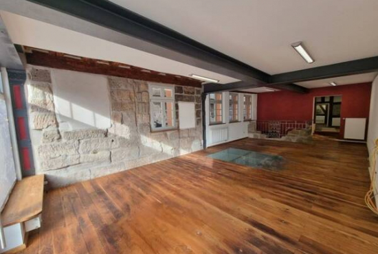 Fürth , Ladenlokal, Gastronomie mieten oder kaufen