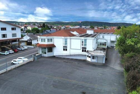 Zellingen , Ladenlokal, Gastronomie mieten oder kaufen